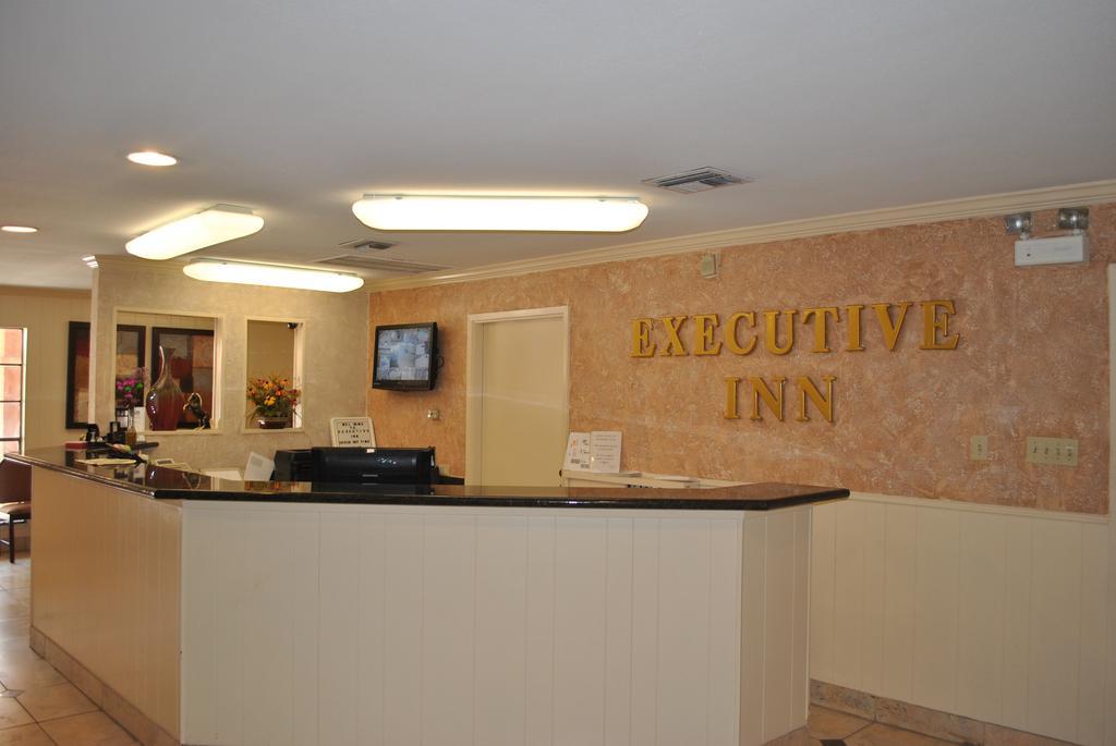 Executive Inn Brookshire Exterior foto